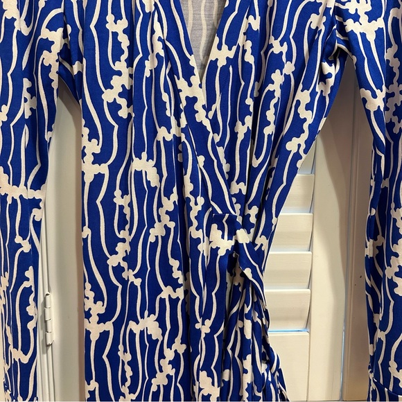 Diane von Furstenberg Wrap Dress size 2 - Picture 4 of 5